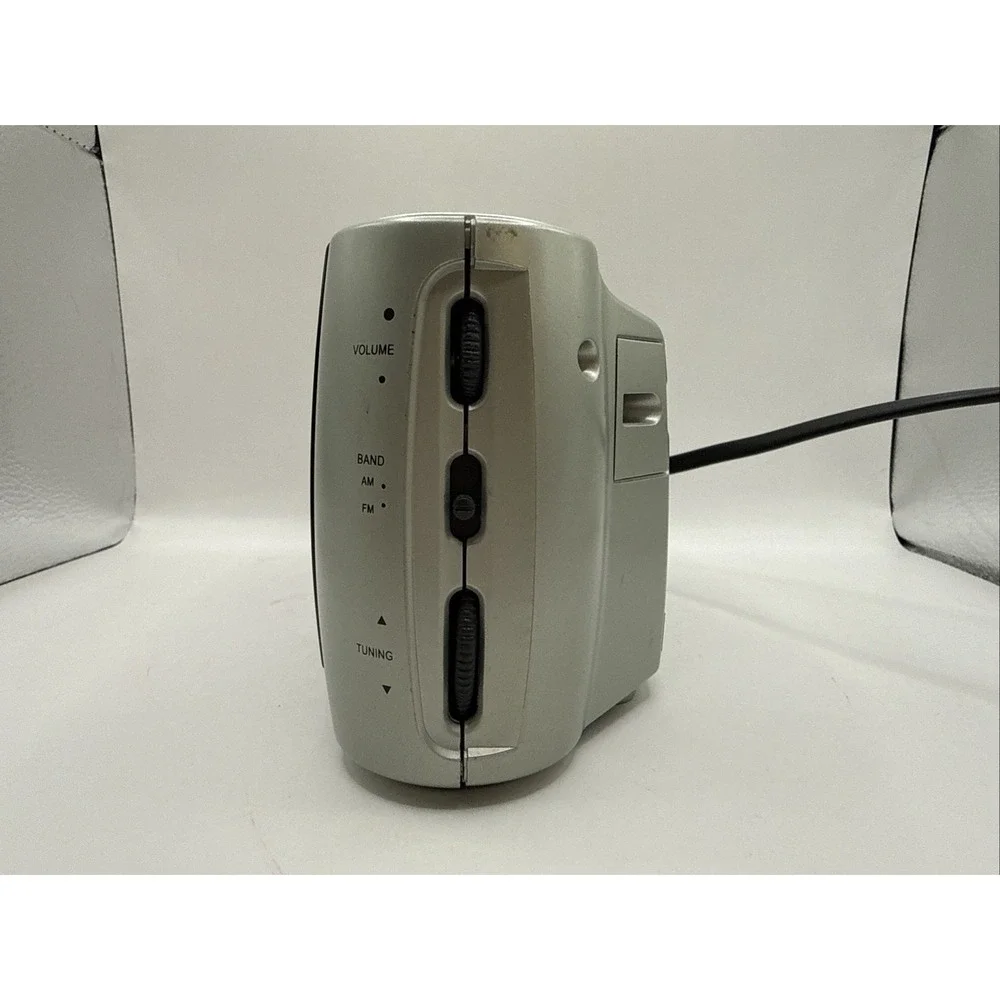 Emerson Research CKS2237 SmartSet Alarm/ Atomic Clock Radio, Silver-Tested Works